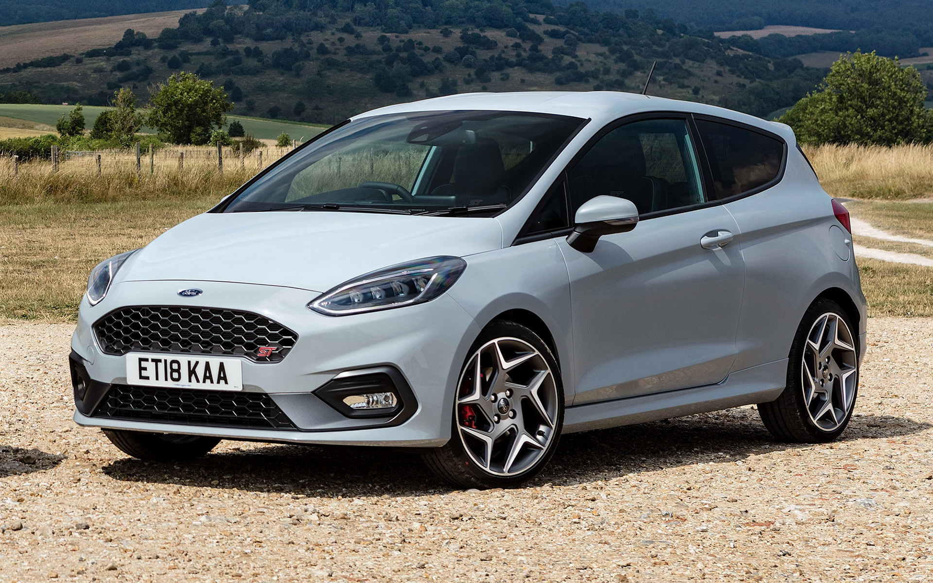 Ford Fiesta St - Fiesta St3 Silver Fox , HD Wallpaper & Backgrounds