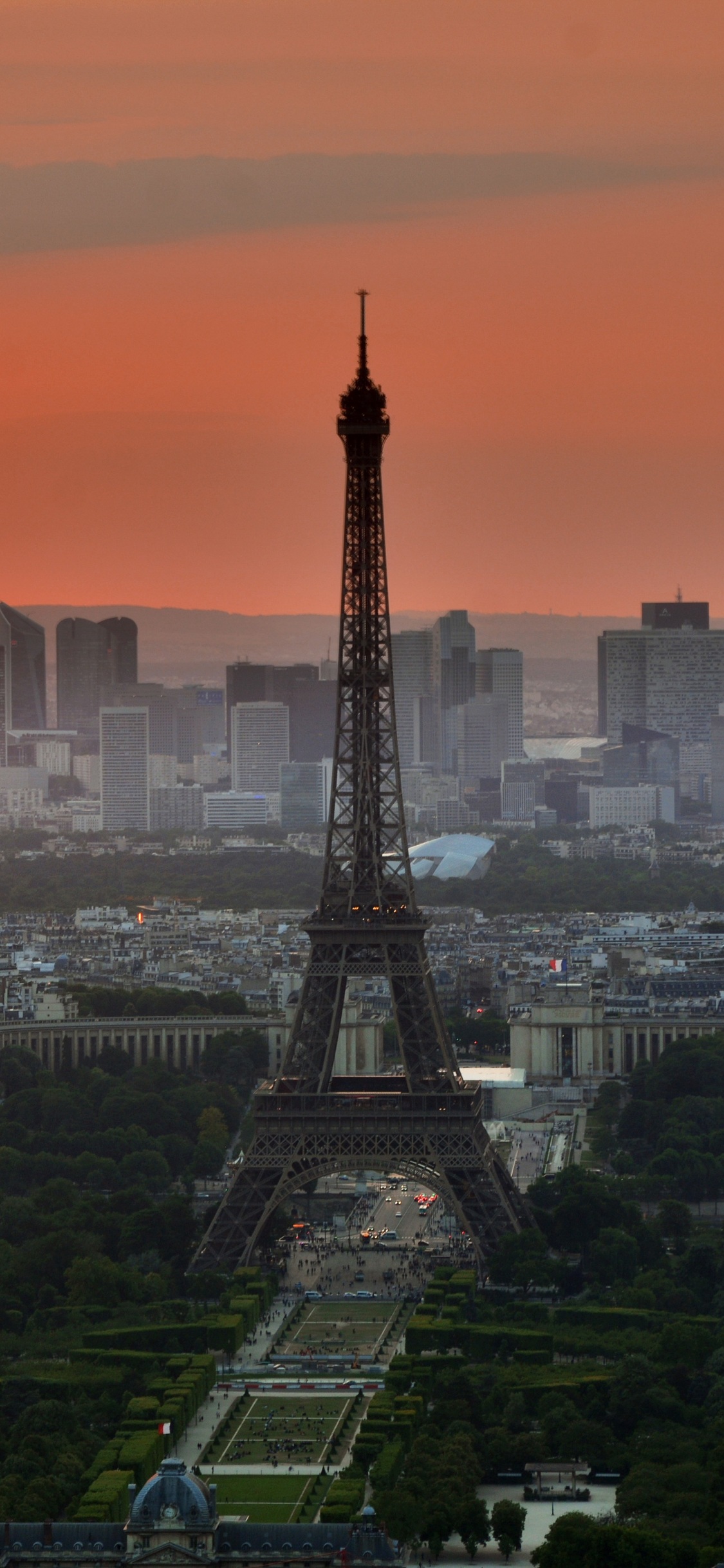 Eiffel Tower In Paris 4k Iphone X Wallpaper 4k City 2222297 Hd