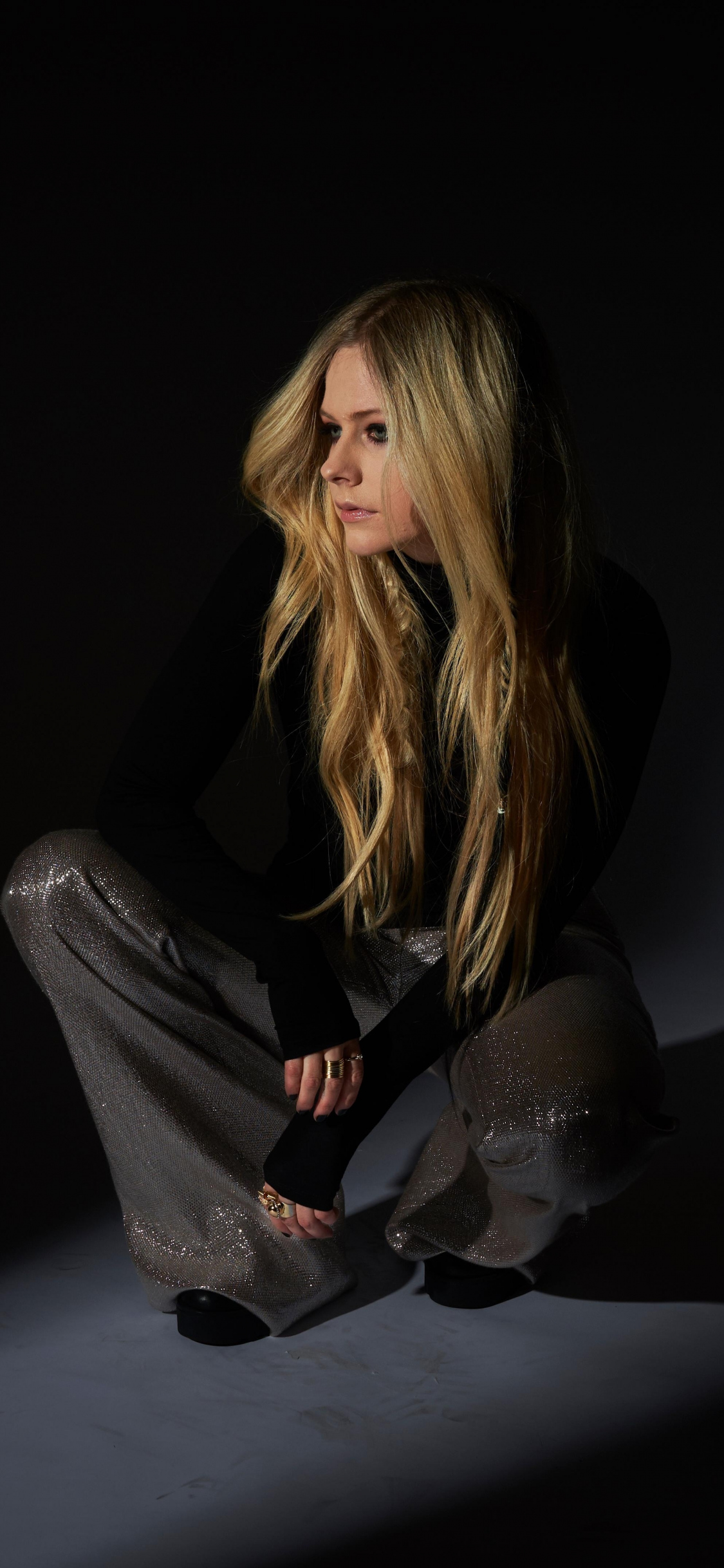 Download Avril Lavigne Head Above Water On Itl.cat