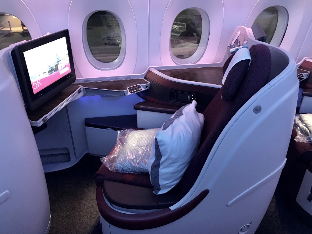 Download Greek For Points - Qatar Business Class Singapore To Doha On ...